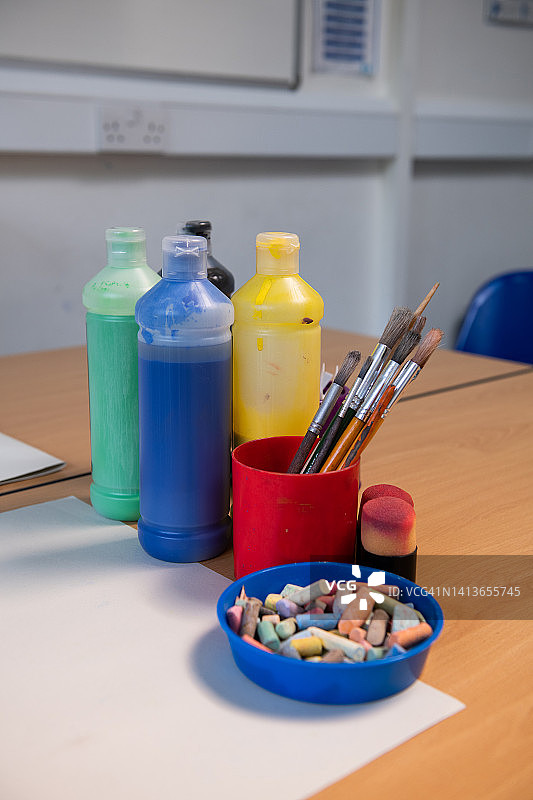 英国小学里的学习用品图片素材