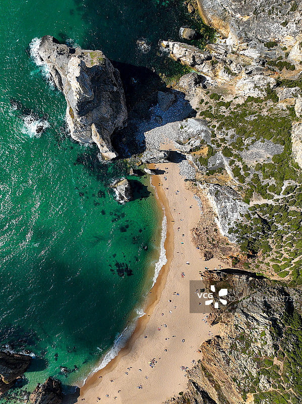 葡萄牙辛特拉乌尔萨海滩鸟瞰图片素材