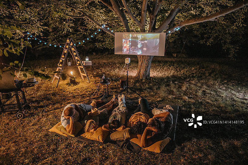 后院电影之夜图片素材