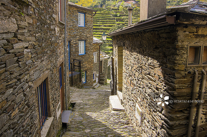 葡萄牙西班牙皮奥当村庄美景图片素材