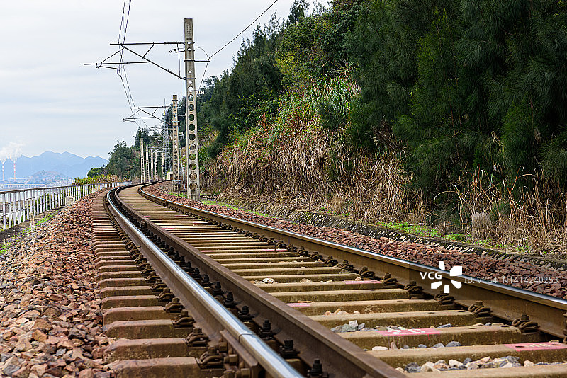 生锈的铁轨图片素材
