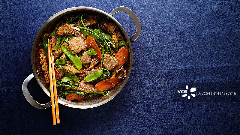 牛肉炒蔬菜图片素材