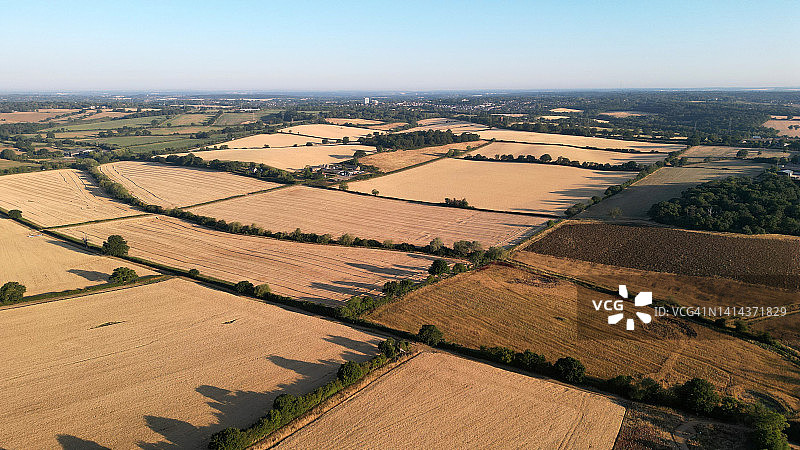 干旱的农田图片素材