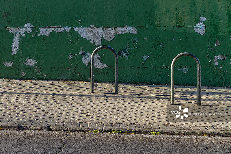 两个街道护柱图片素材