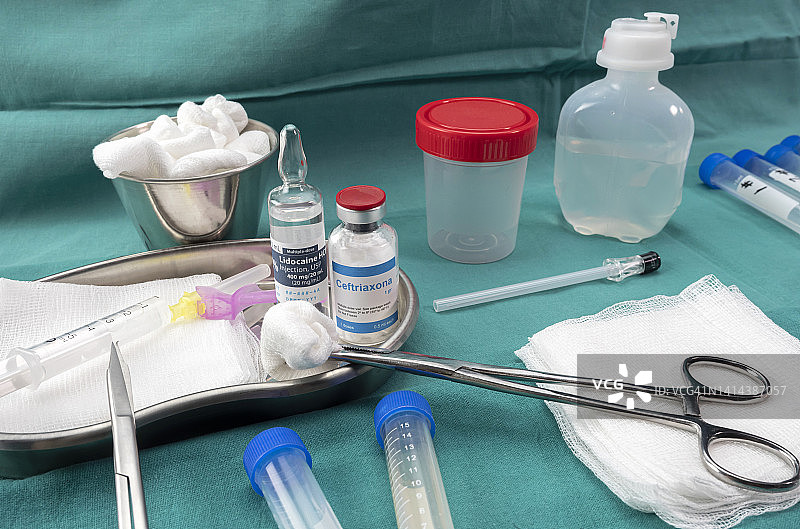 腰椎穿刺设备图片素材