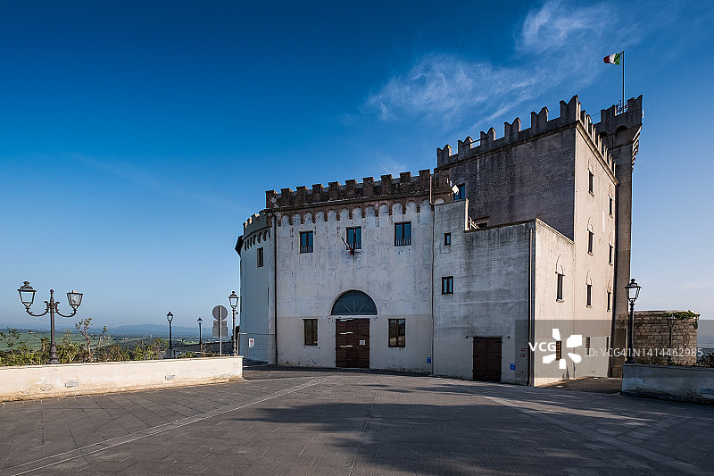 罗西尼亚诺马里蒂莫，托斯卡纳，里窝那 - 城堡图片素材