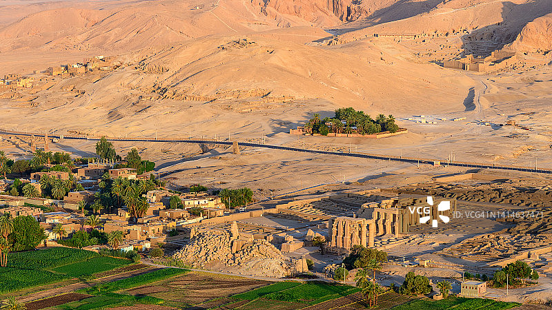 埃及卢克索的拉美西斯神庙图片素材