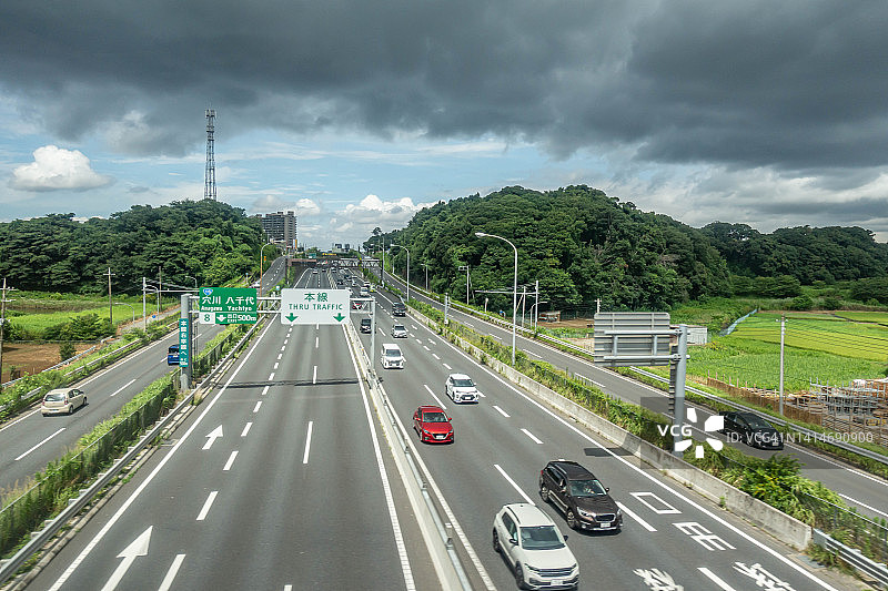 日本千叶的城市道路图片素材