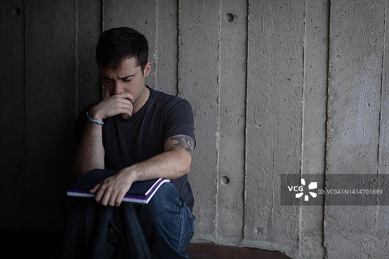 学生应对精神倦怠图片素材