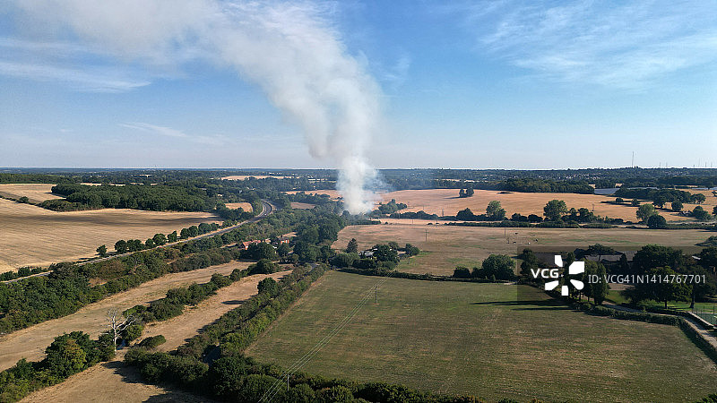 农田火灾图片素材