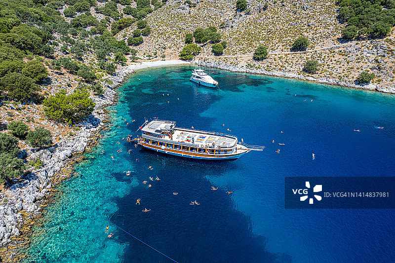 蓝色航程，每日乘船游览，蓝色之旅，游艇度假，阿加利马尼湾图片素材