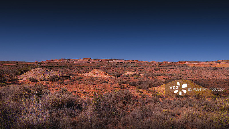 澳大利亚南澳州库伯佩迪的蛋白石矿废石堆图片素材