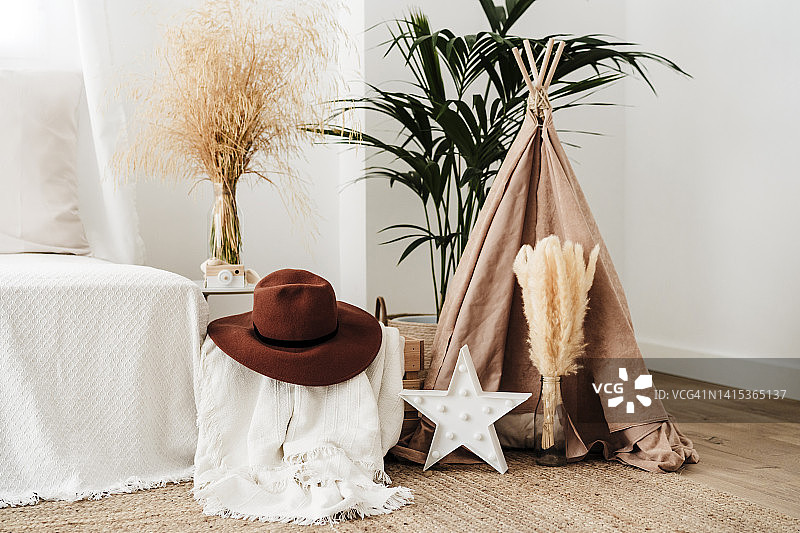 家居客厅的波西米亚风装饰图片素材