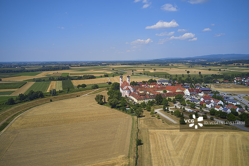 巴伐利亚多瑙河谷的奥伯尔泰希修道院图片素材