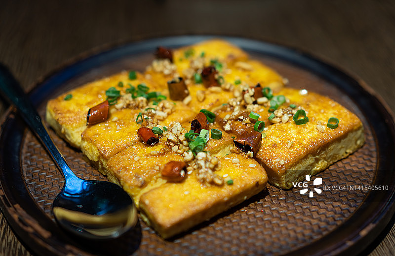 云南特色小吃炸豆腐图片素材