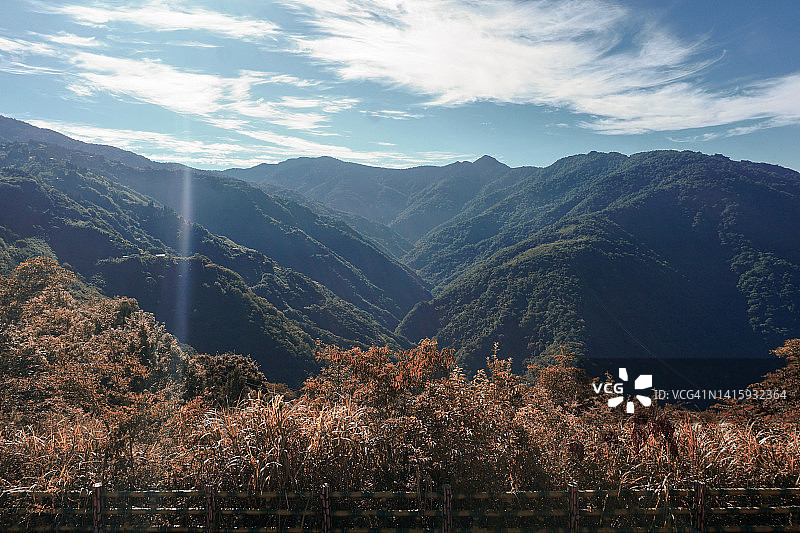 中国台湾山中的神秘山谷图片素材