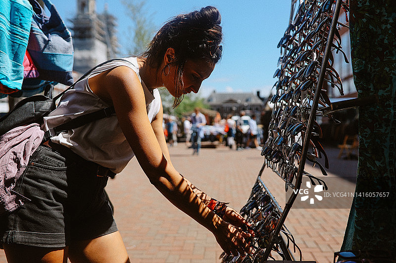 阿姆斯特丹开放市场购物场景图片素材