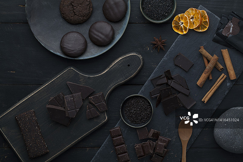 深色调巧克力图片素材