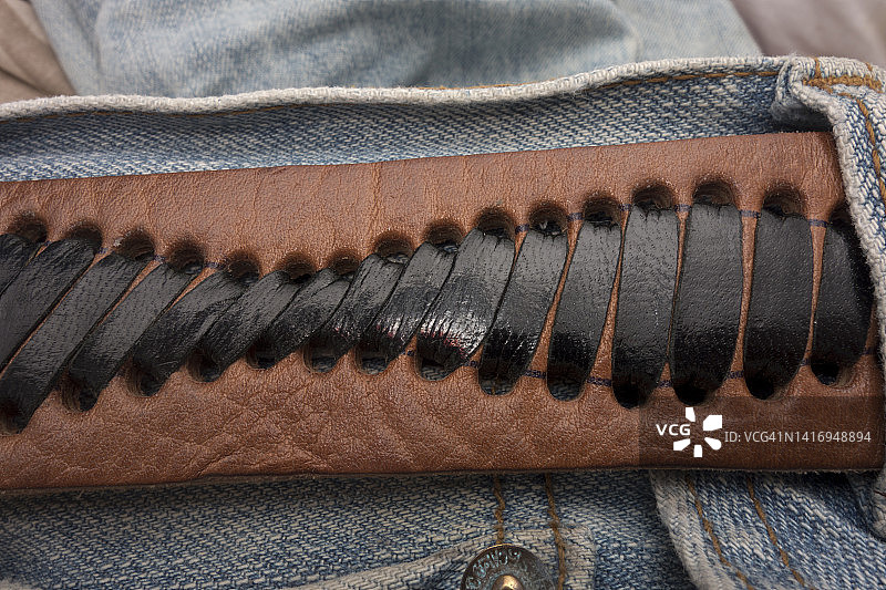 摩洛哥皮革腰带图片素材