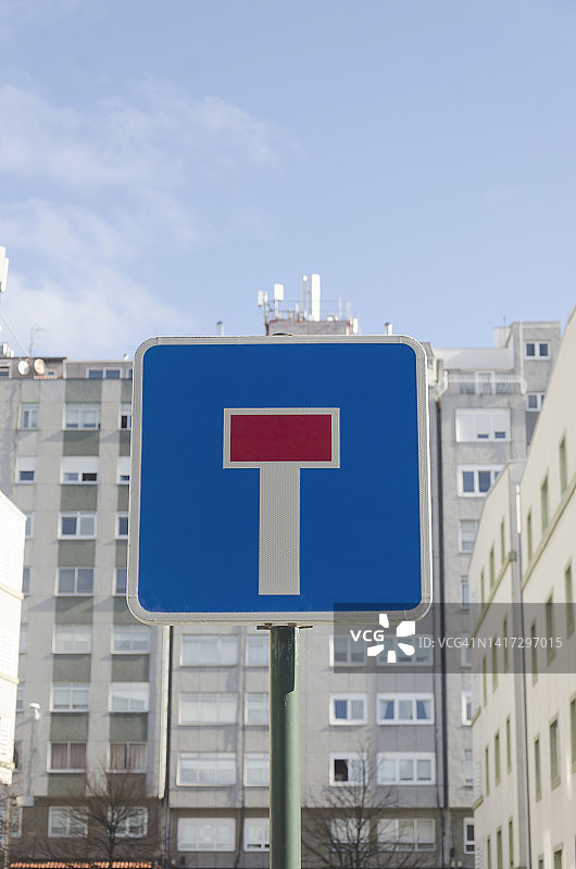 道路交通标志：断头路图片素材