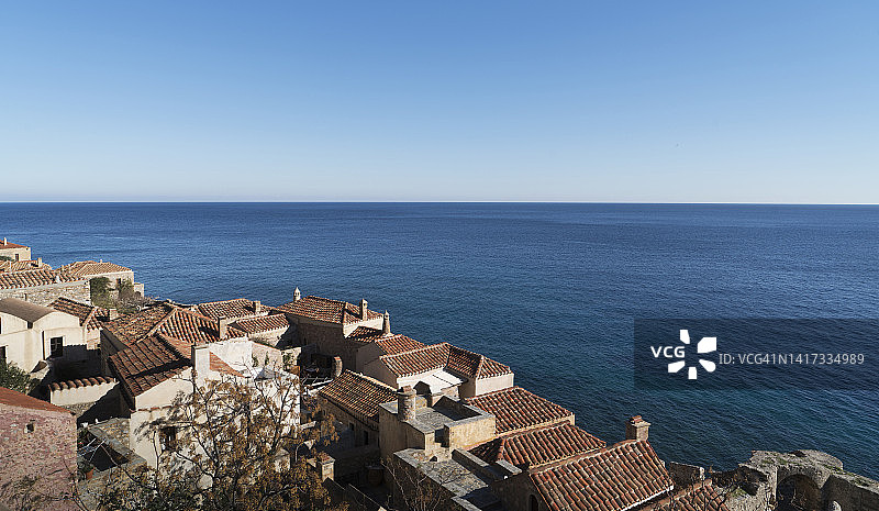 希腊岛屿上的希腊村庄鸟瞰图片素材