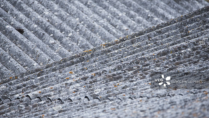 石棉屋顶的全景和全画幅照片图片素材