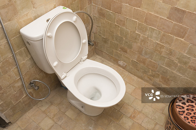 家庭内部的私人卫生间图片素材