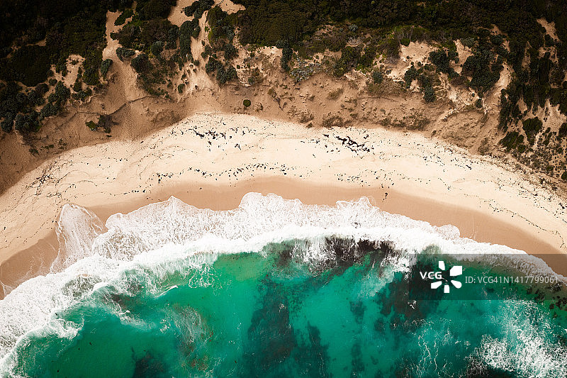 库尼亚美丽海滩的航拍景色图片素材