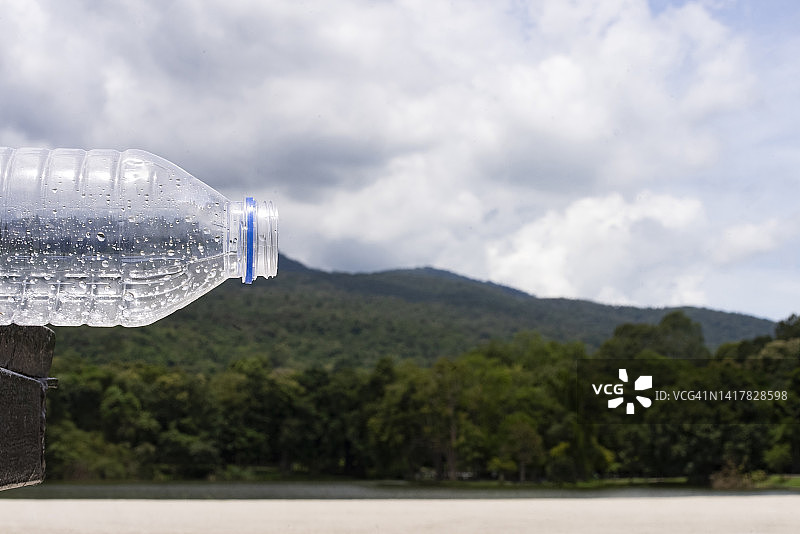 塑料包装拉面外卖即食图片素材