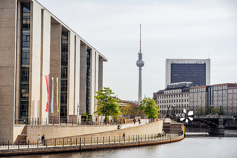 德国柏林政府区与电视塔图片素材