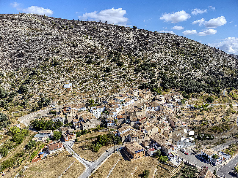山边小镇景观航拍图片素材