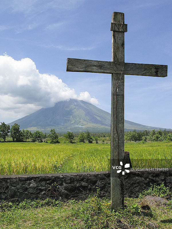 木制宗教十字架图片素材