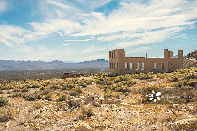石英流纹岩鬼镇图片素材