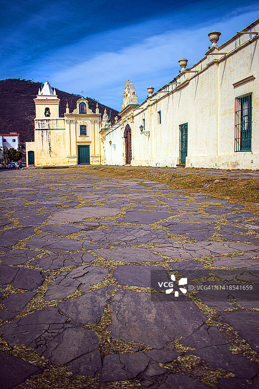 阿根廷萨尔塔圣贝尔纳多修道院外景图片素材
