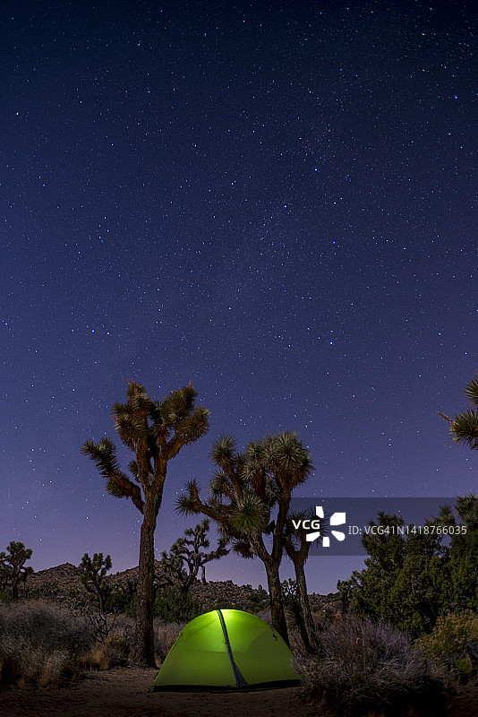 约书亚树国家公园露营图片素材