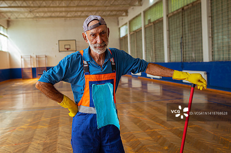 学校清洁服务图片素材