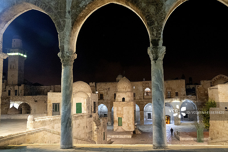 以色列耶路撒冷圣殿山（伊斯兰圣地）夜景图片素材