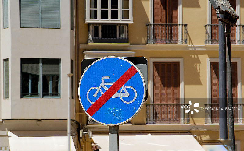 “禁止骑自行车”标志图片素材