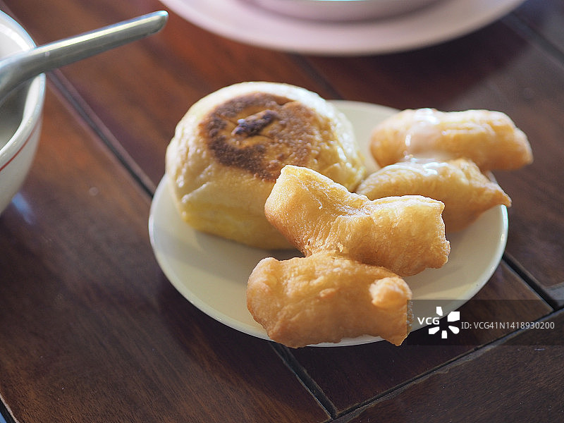 面包和油条图片素材