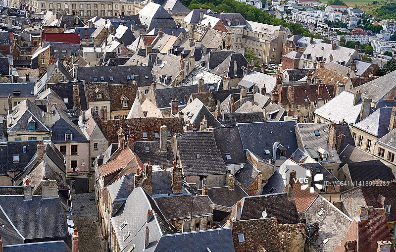 中世纪瓦片屋顶图片素材