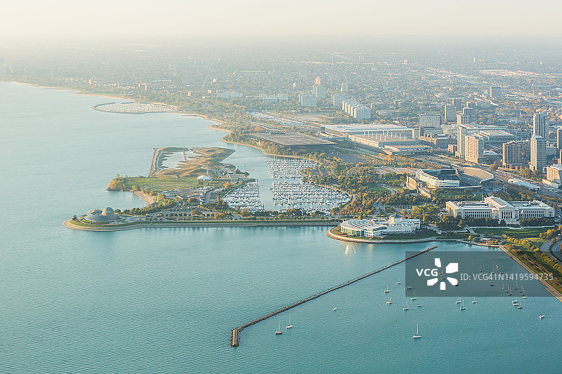 芝加哥谢德水族馆门罗港鸟瞰图片素材