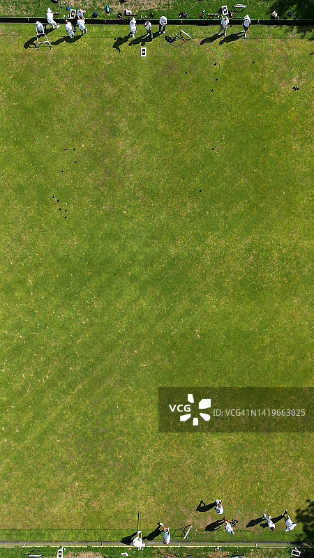 草地滚球图片素材