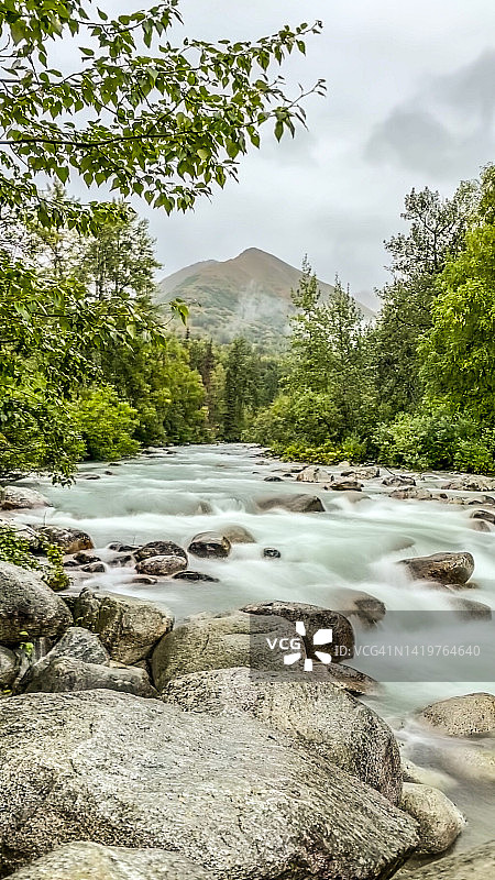 哈彻山口，阿拉斯加河流图片素材