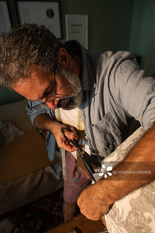 为旧家具带来新生图片素材