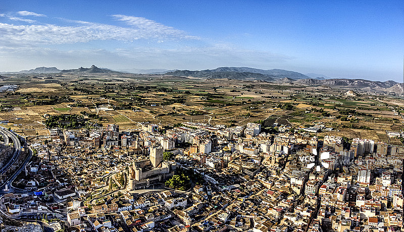 西班牙阿利坎特省比耶纳城市高空景观图片素材