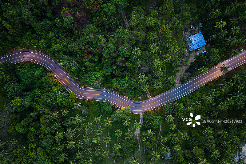 那空是贪玛叻美丽海岸公路航拍图片素材