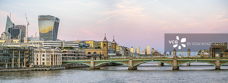 泰晤士河全景图片素材