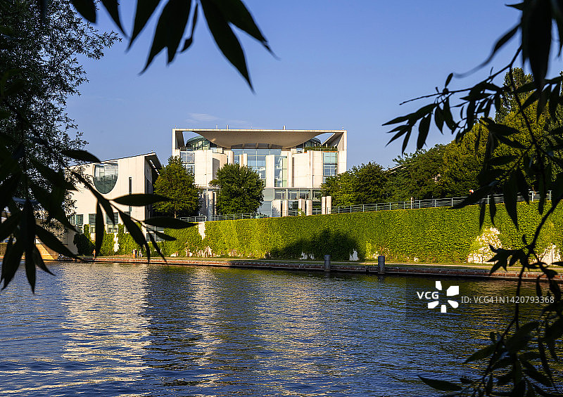 德国总理府与施普雷河（德国柏林）图片素材