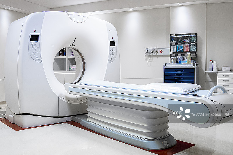 CT扫描室的广阔视野图片素材