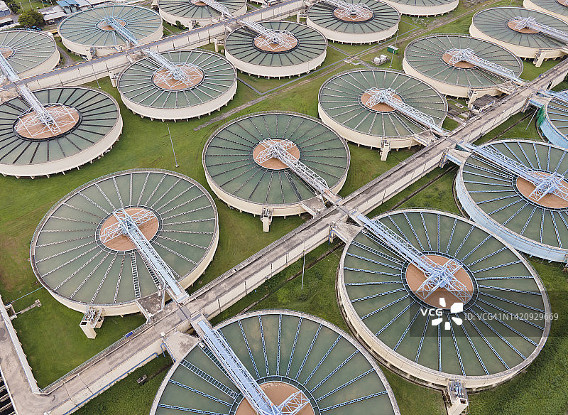 环境保护水处理厂鸟瞰图图片素材